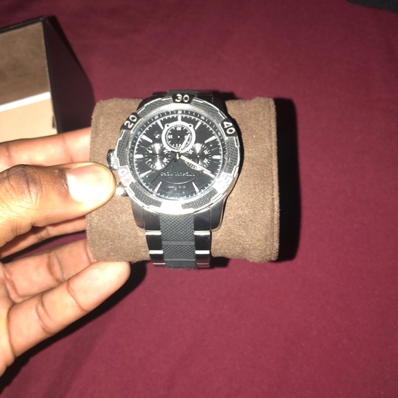 Only worn once - Picture 3 of 5